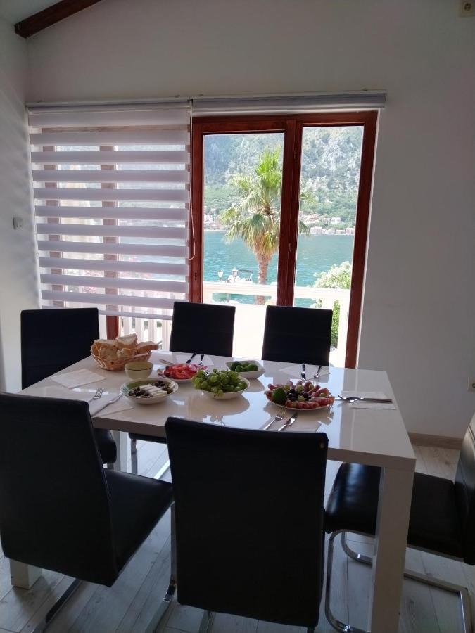 Duplex Apartman Lazaro Kotor Exteriör bild
